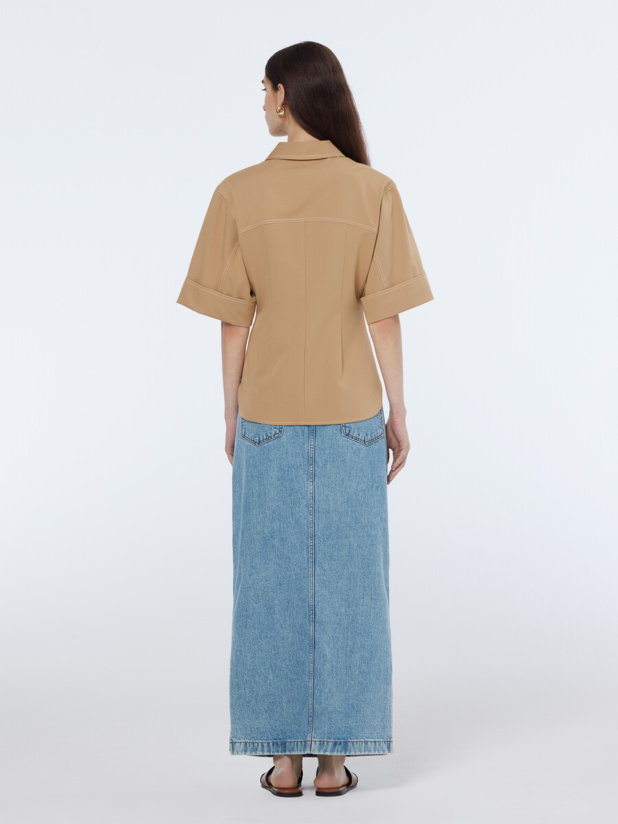 fitted short sleeve shirt