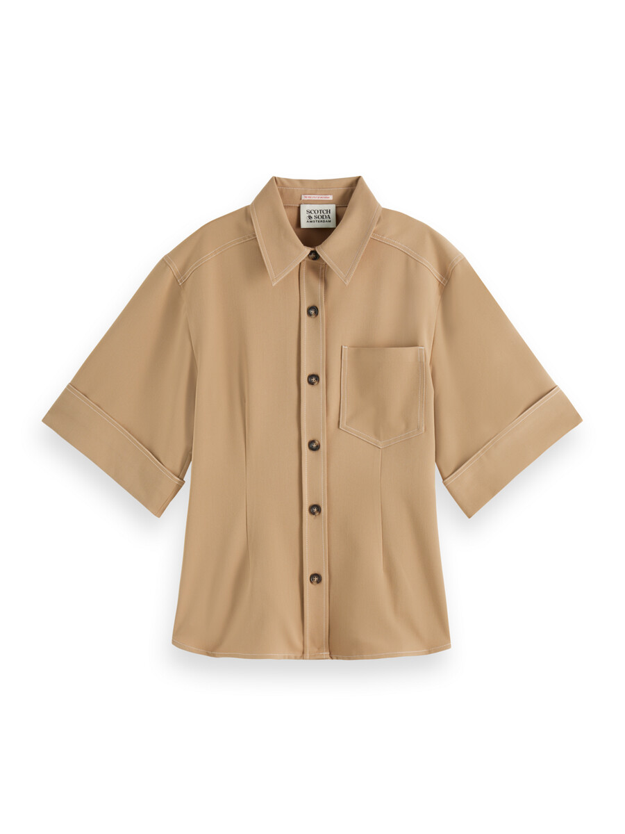 fitted short sleeve shirt