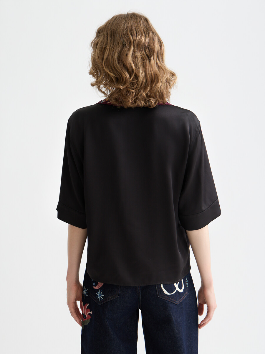 the 40th anniversary embroidered short sleeved shirt