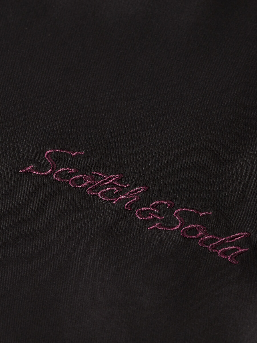 the 40th anniversary embroidered short sleeved shirt