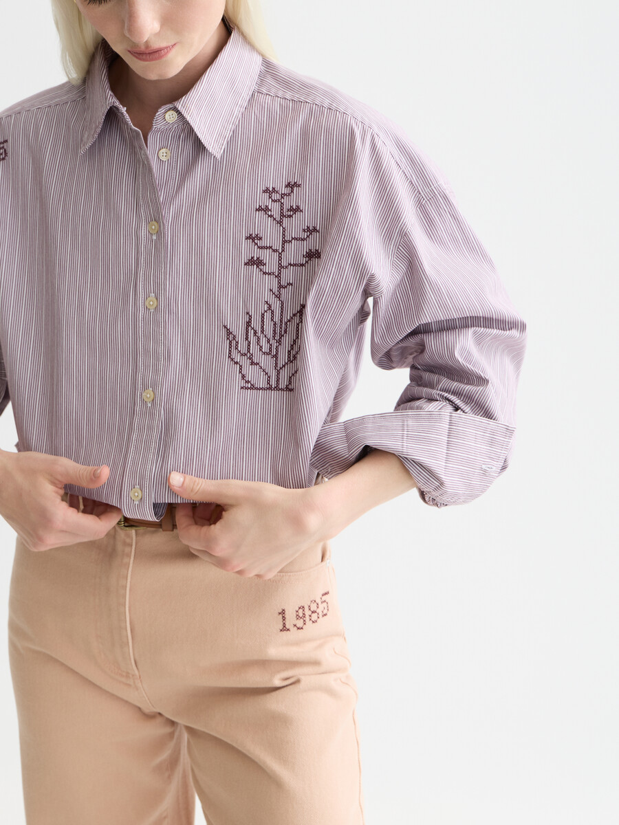 embroidery girlfriend shirt