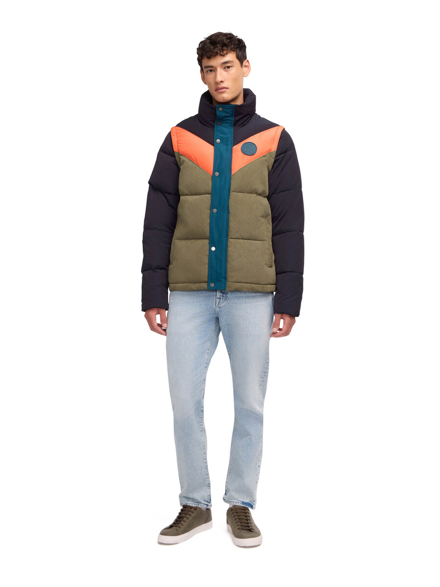nelleke mixed media puffer with removable sleeves
