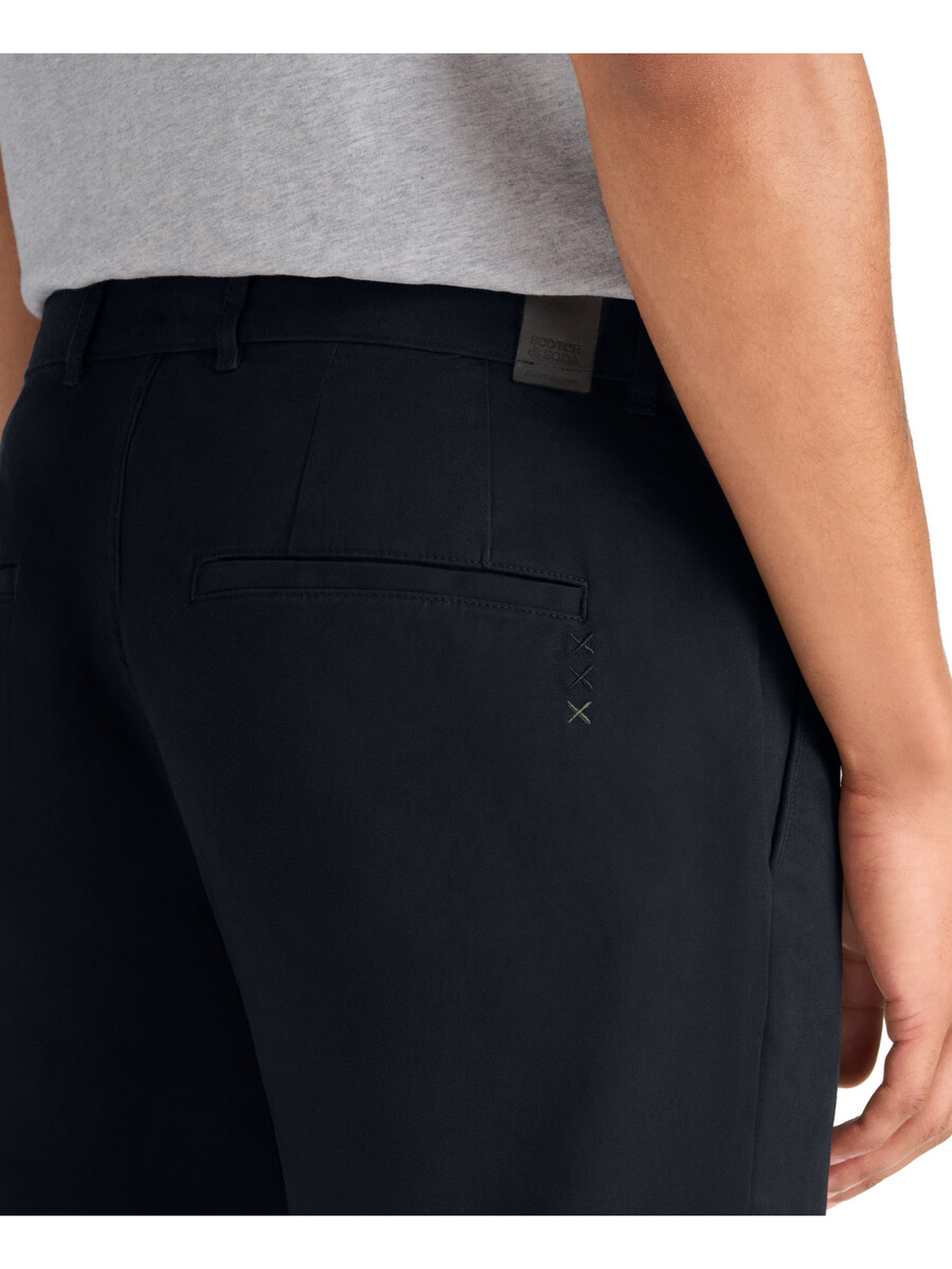 essentials — drift cotton-blend twill chino