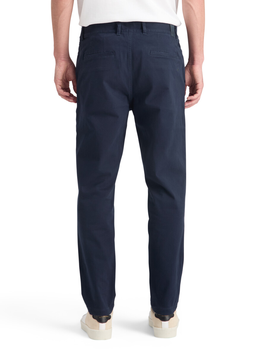 essentials — drift cotton-blend twill chino