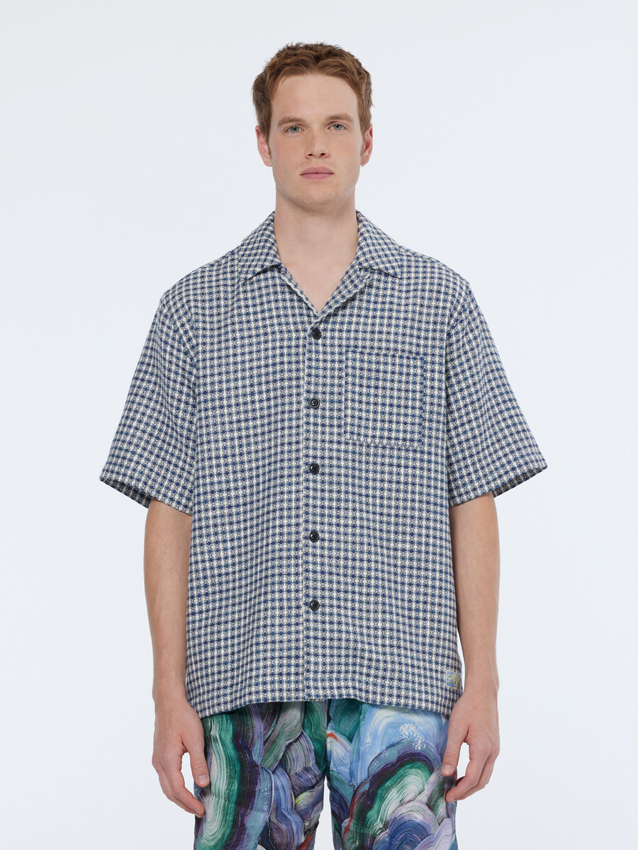 jacquard relaxed fit short sleeve shirt