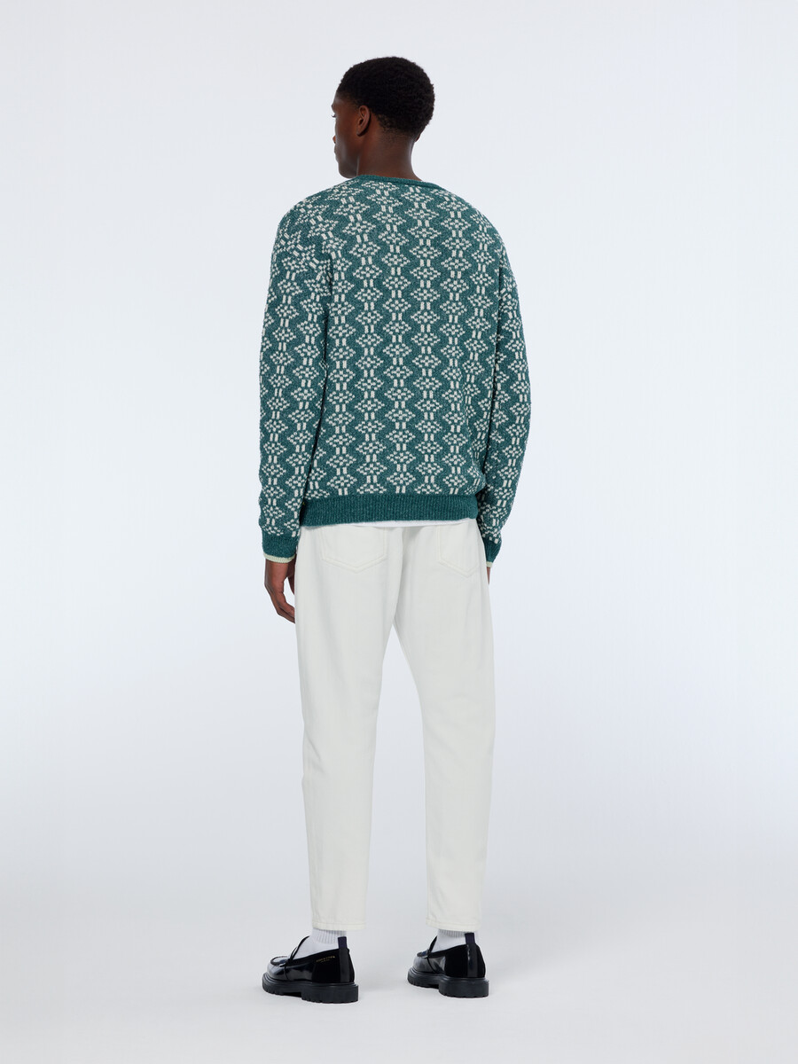 jacquard extra drop shoulder crewneck