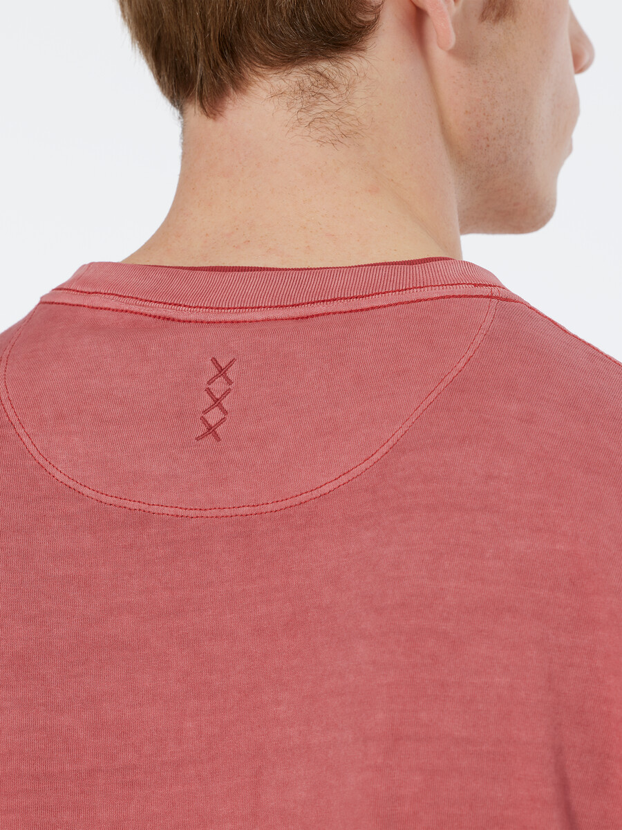 garment dye relaxed fit t-shirt