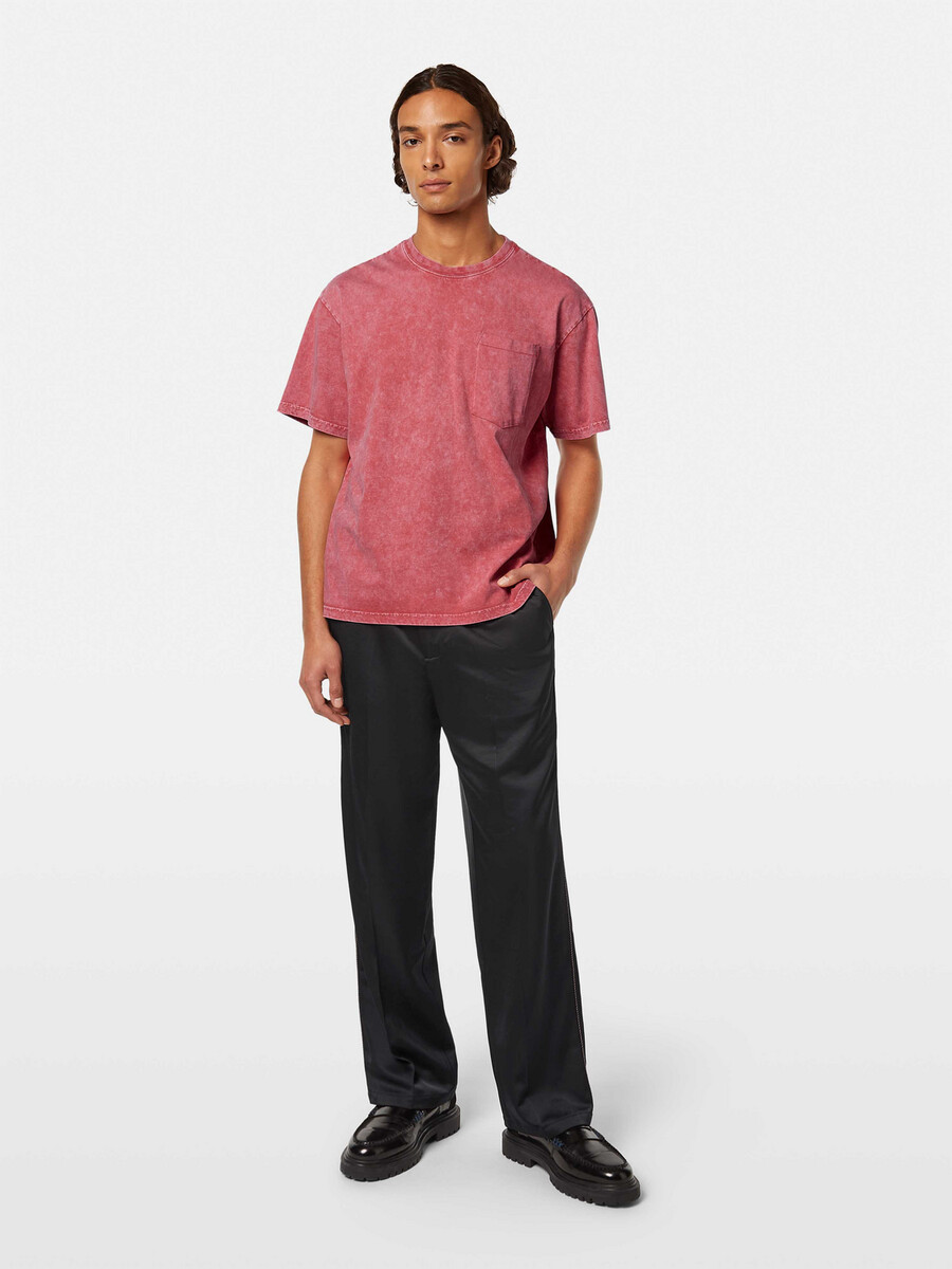 washed relaxed fit front pocket t-shirt